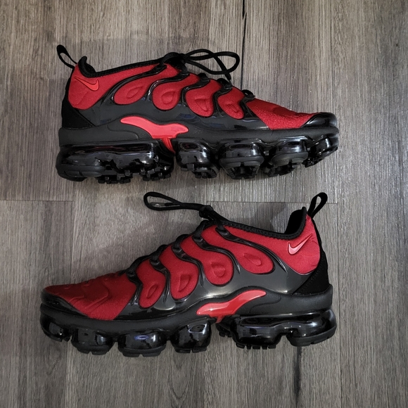 Nike Air Vapormax Plus University Red Black Men\'s Size 8.5 Rare (CU4863-600)